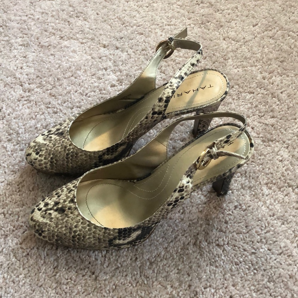 Snake Print Slingbacks!